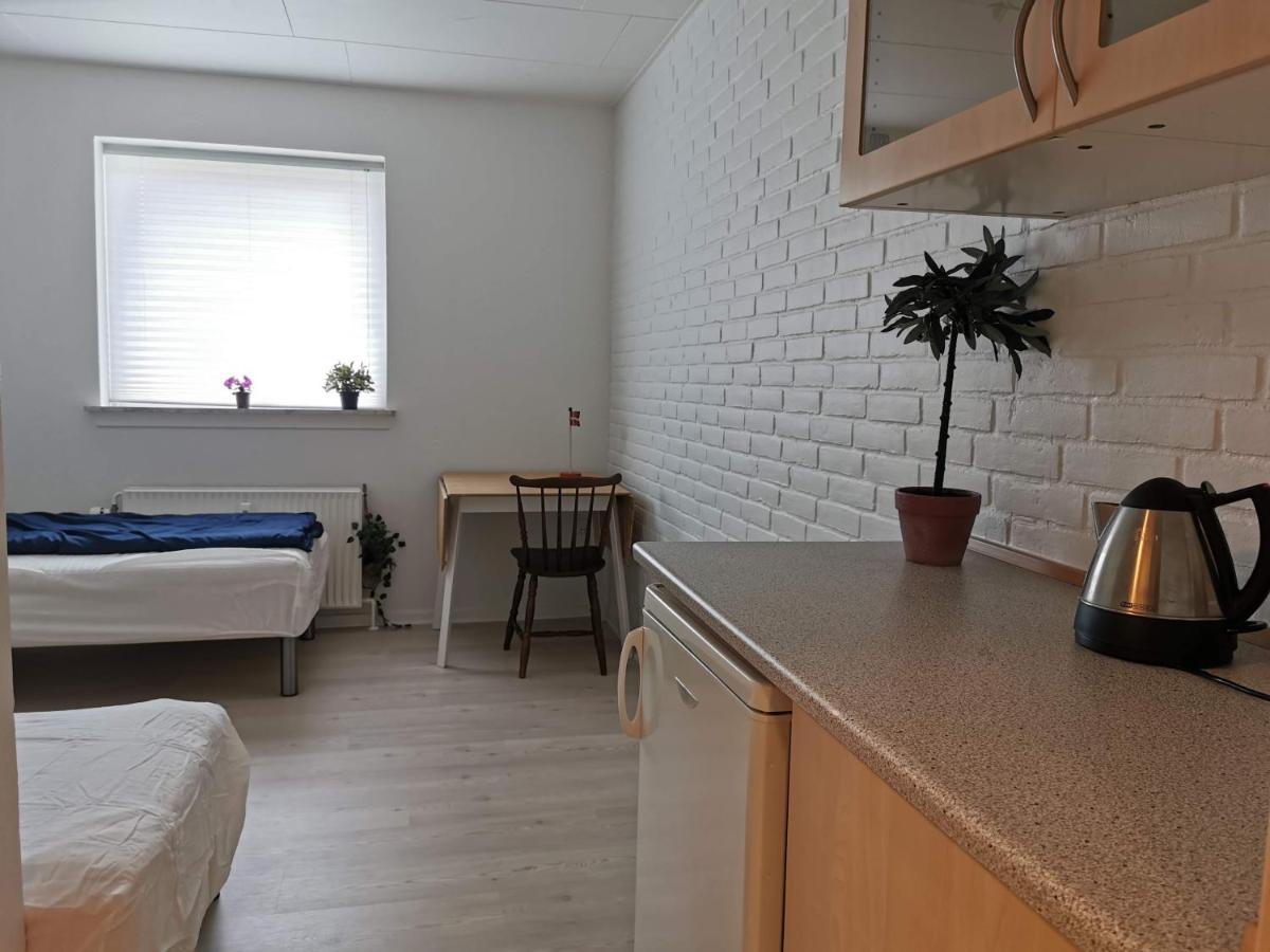 5 Minutes Walk To Lego House - N18 *